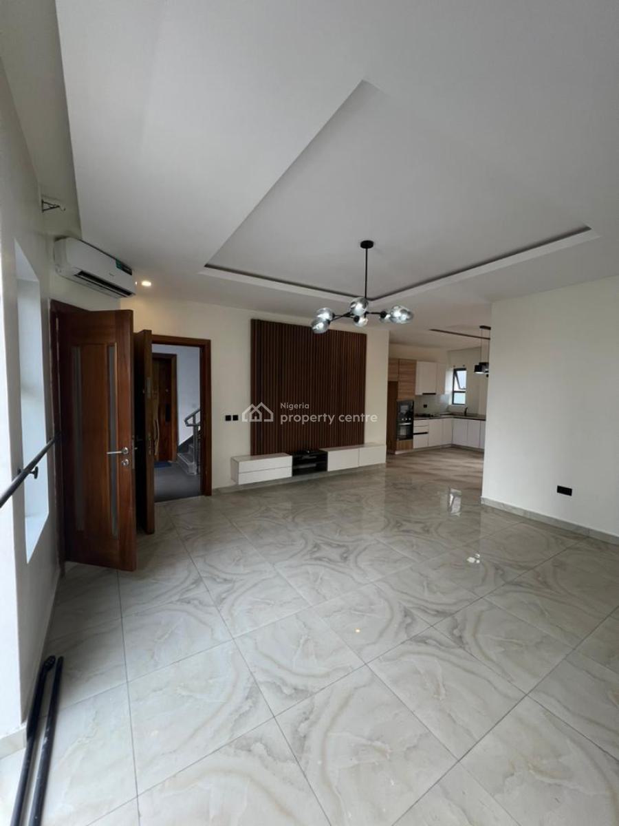 Lovely 2 Bedrooms Maisonette, Freedom Way, Lekki Phase 1, Lekki, Lagos, Terraced Duplex for Rent