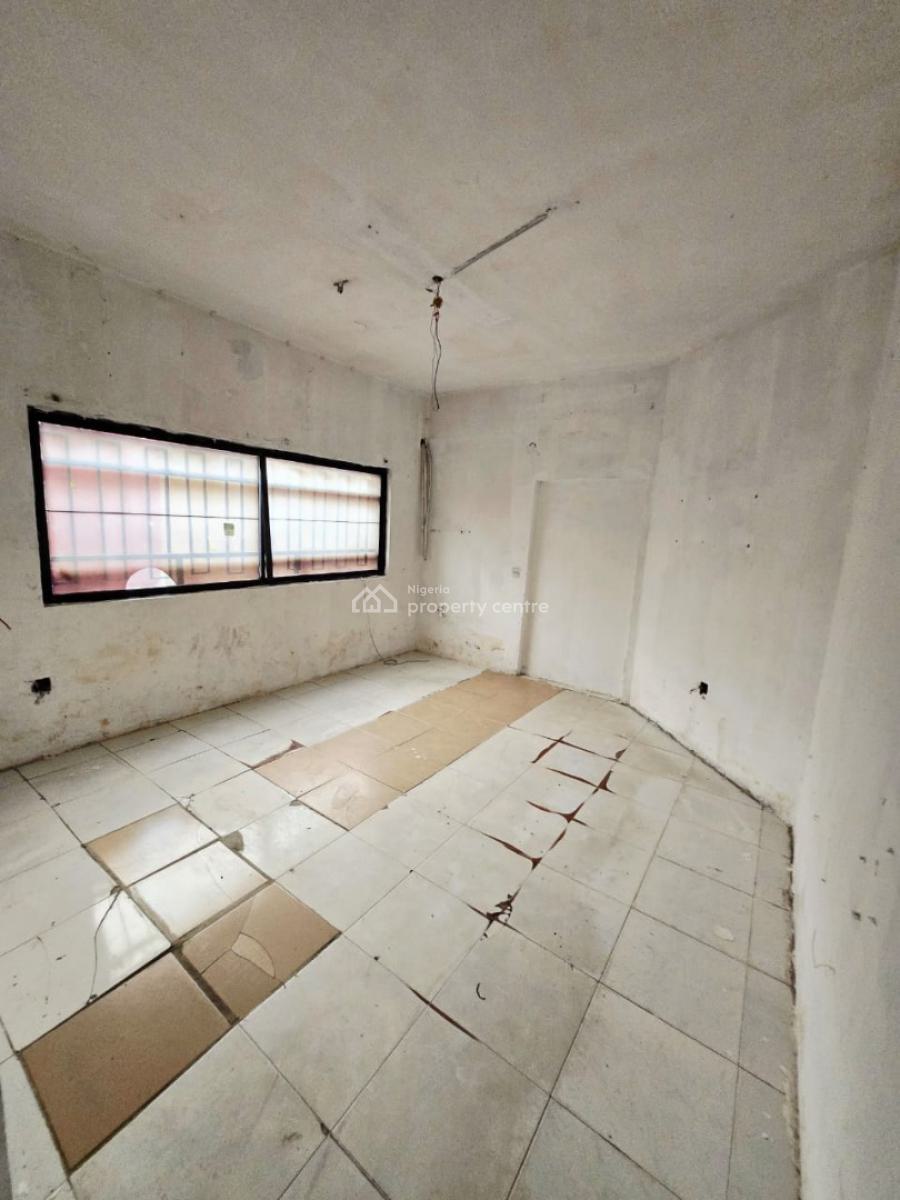 Spacious Commercial Office Space, Lekki Phase 1, Lekki, Lagos, Shop for Rent