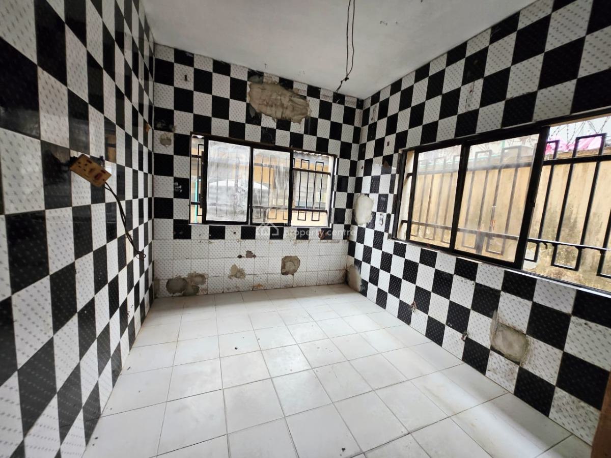 Spacious Commercial Office Space, Lekki Phase 1, Lekki, Lagos, Shop for Rent