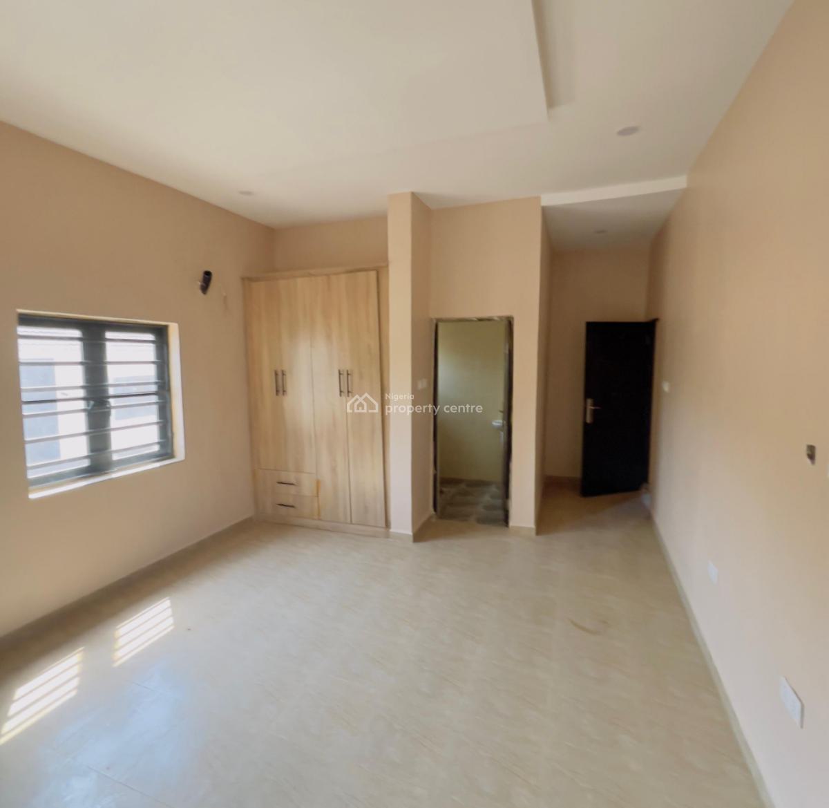 Sharp Standard 3 Bedroom Flat, Main Gwarinpa, Gwarinpa, Abuja, Flat / Apartment for Rent