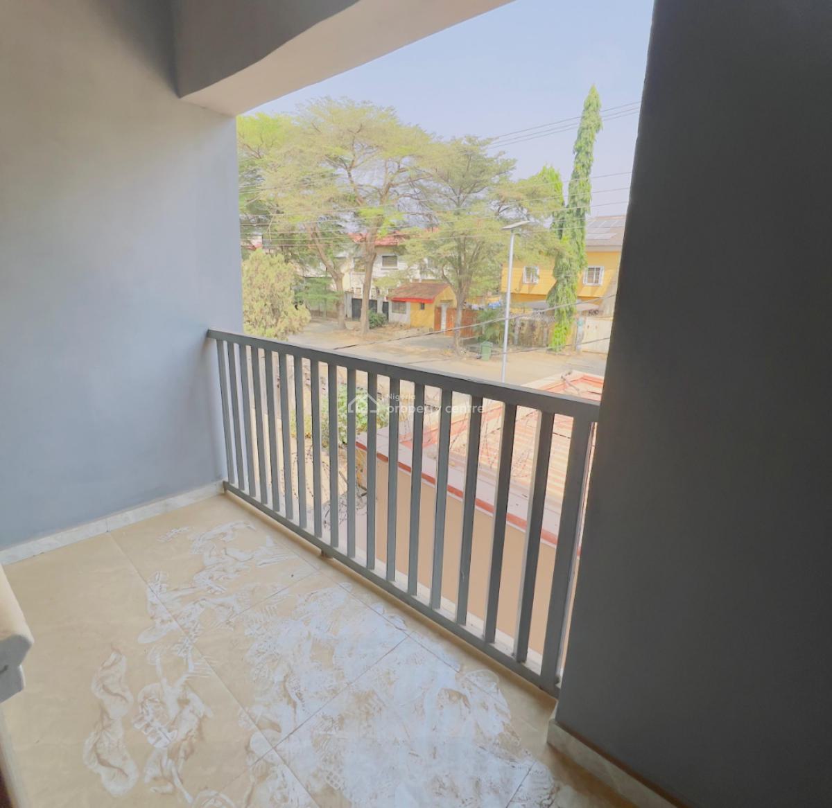 Sharp Standard 3 Bedroom Flat, Main Gwarinpa, Gwarinpa, Abuja, Flat / Apartment for Rent