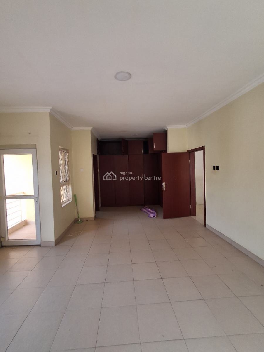 Service Luxury 4bedroom Semi Detached House with Bq, Burdillon Court  Chevron Drive, Lekki, Lagos, Semi-detached Duplex for Rent