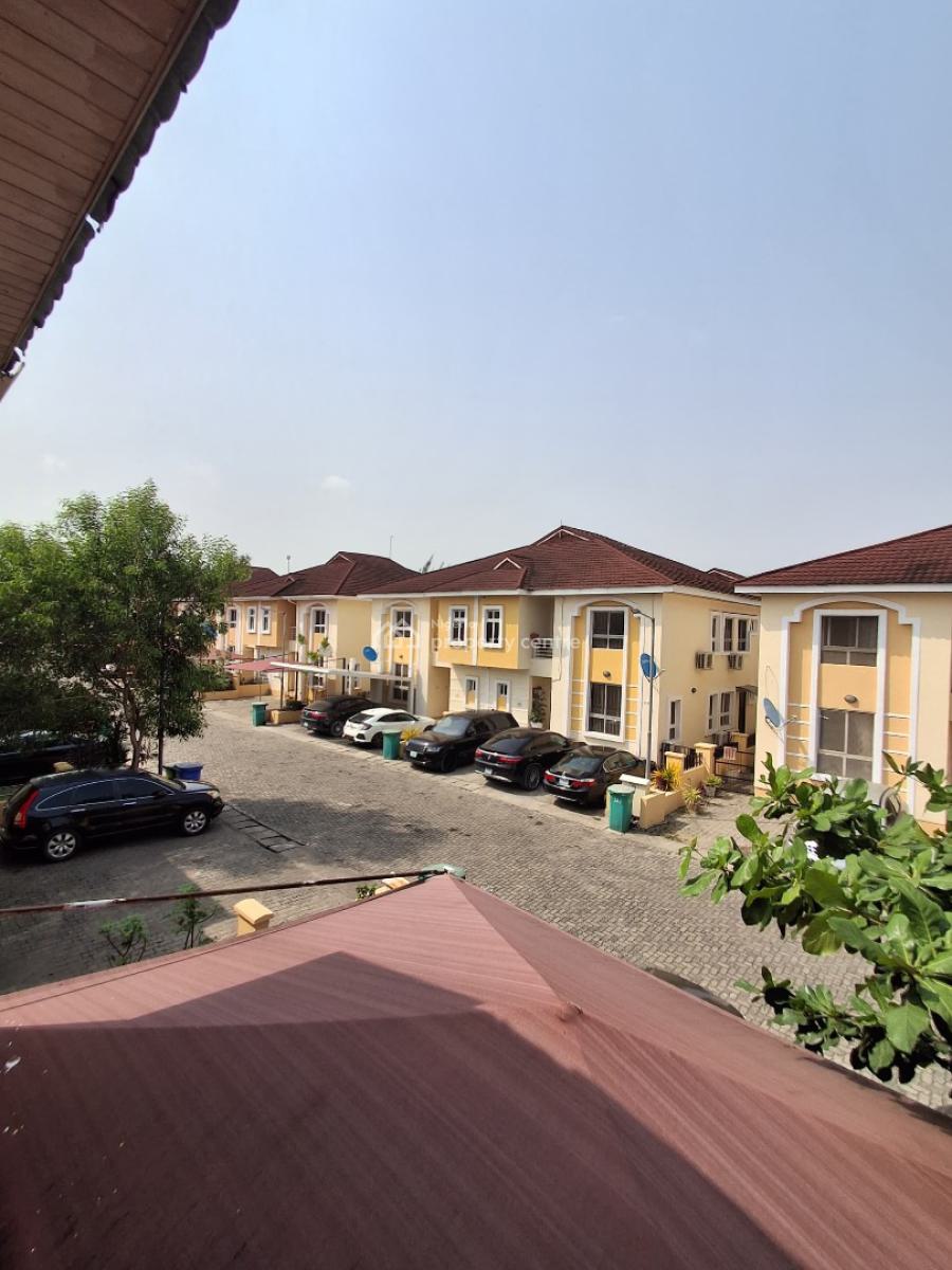 Service Luxury 4bedroom Semi Detached House with Bq, Burdillon Court  Chevron Drive, Lekki, Lagos, Semi-detached Duplex for Rent