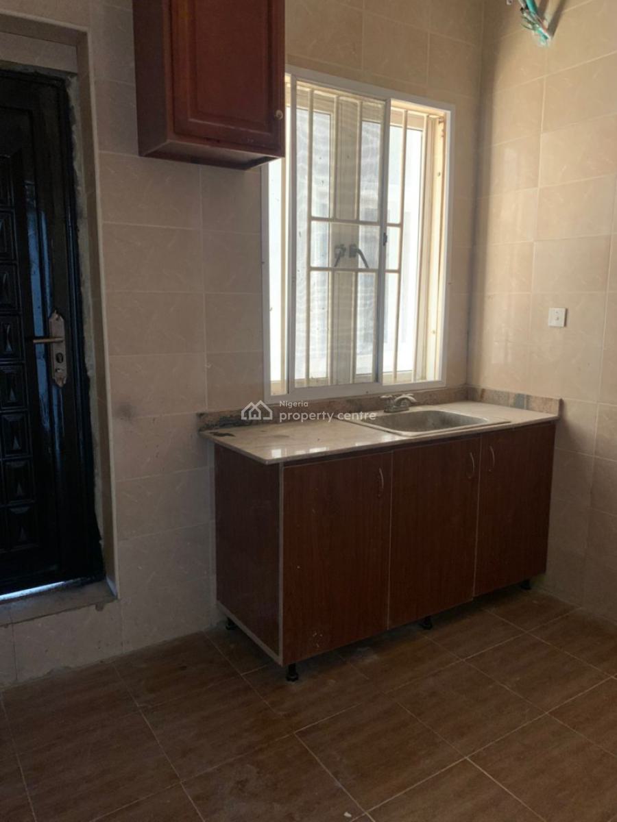 Newley Built 8 Units of 2 Bedroom Flats and 2 Units of 3 Bedroom Penth, Lekki, Lagos, Flat / Apartment for Sale