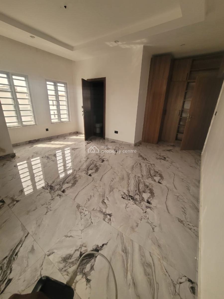 Standard 3 Bedroom Apartment with Bq and Pool, Ikate, Lekki, Lagos, Flat / Apartment for Rent