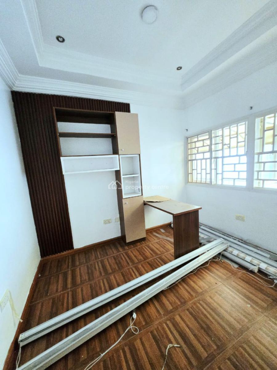 Well Maintained 4 Bedroom Semi-detached Duplex, Lekki Phase 1, Lekki, Lagos, Semi-detached Duplex for Rent