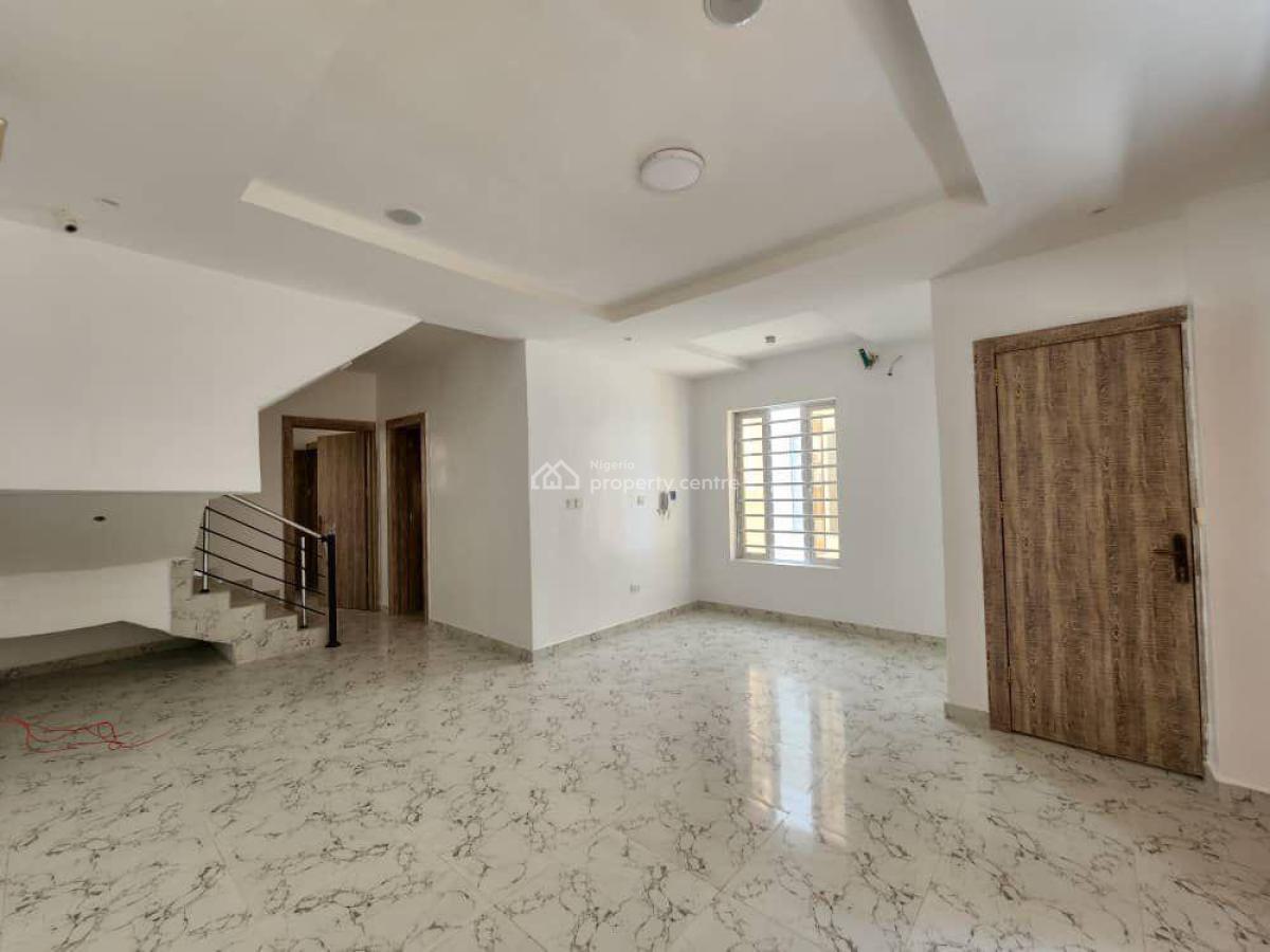 Luxury 4 Bedroom Semi-detached Townhouse in a Secured Area, 2nd Toll Gate, Chevron, Lekki, Lagos, Semi-detached Duplex for Rent