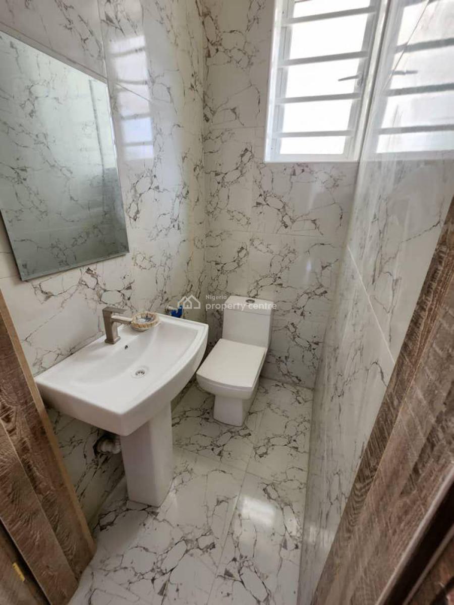 Luxury 4 Bedroom Semi-detached Townhouse in a Secured Area, 2nd Toll Gate, Chevron, Lekki, Lagos, Semi-detached Duplex for Rent