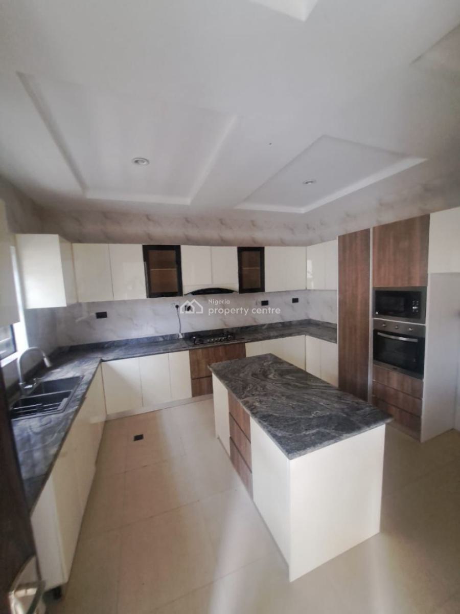 6 Bedroom Mansion (with a Penthouse), Guzape District, Abuja, Detached Duplex for Sale