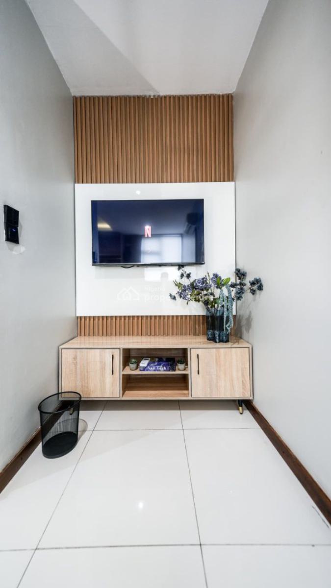 Furnished 1 Bed Apartment (loft), Lekki Phase 1, Lekki, Lagos, Terraced Duplex for Rent