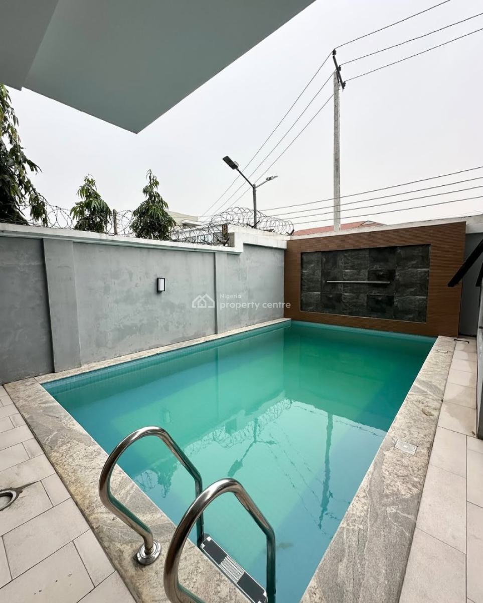 Luxury 2 Bedrooms Apartment, Lekki Phase 1, Lekki, Lagos, Flat / Apartment for Sale