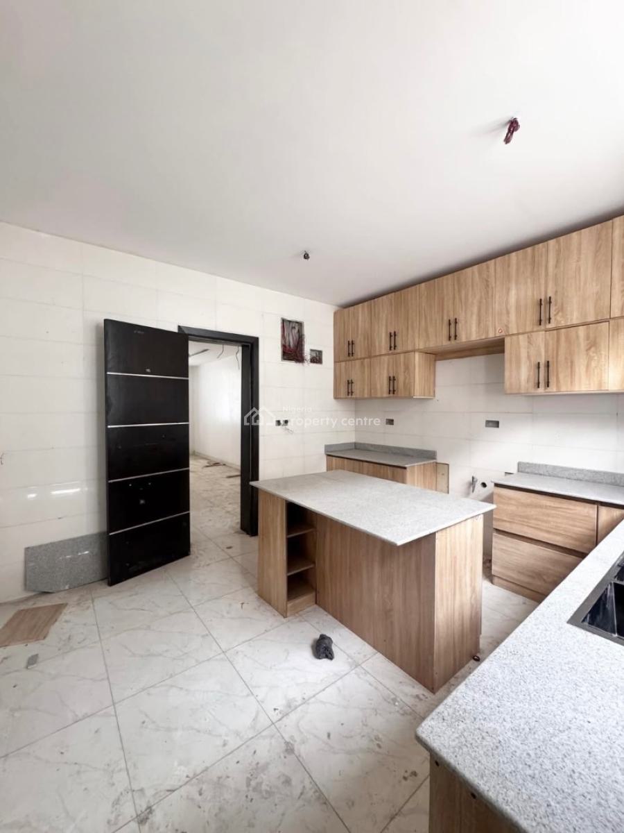 Beautiful 2 Bedroom Flat Available, Idado, Lekki, Lagos, Flat / Apartment for Rent