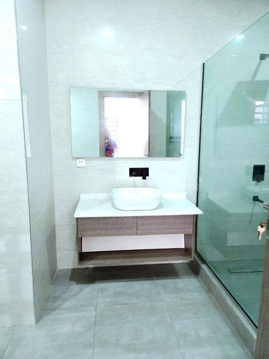 Brand New 2 Bedrooms Apartment, Lekki Phase 1, Lekki, Lagos, Flat / Apartment for Rent