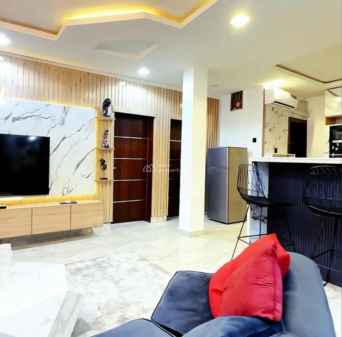 2 Bedroom Apartment, Okpanam Road, Asaba, Delta, Flat / Apartment Short Let