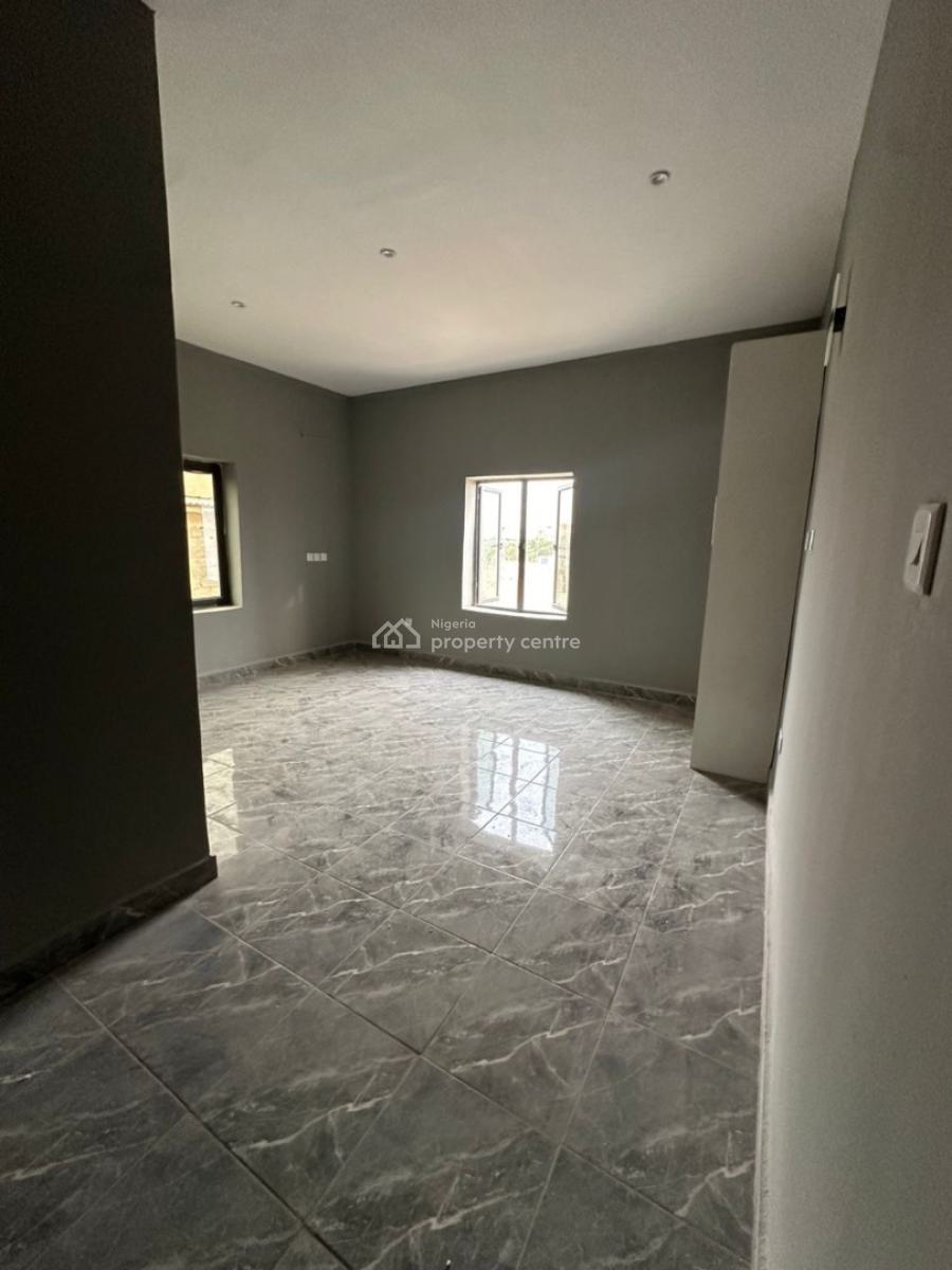 Massive 3 Bedroom Apartments + Bq  Second Floor, Life Camp, Abuja, Flat / Apartment for Sale