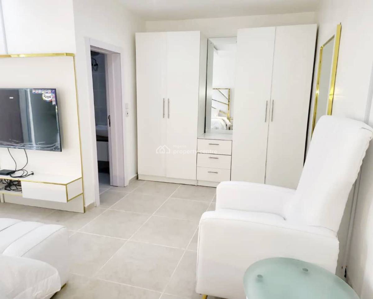 3 Bedroom Fully Furnished Apartment, Off Freedom Way, Lekki Phase 1, Lekki, Lagos, Flat / Apartment for Rent