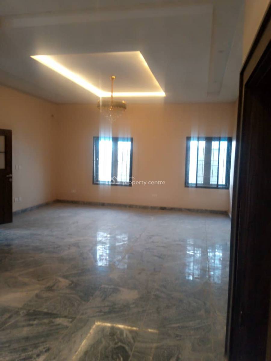 Distress  5 Bedroom Fully Detached Duplex, Diplomatic Zone Katampe Extension, Katampe Extension, Katampe, Abuja, Detached Duplex for Sale