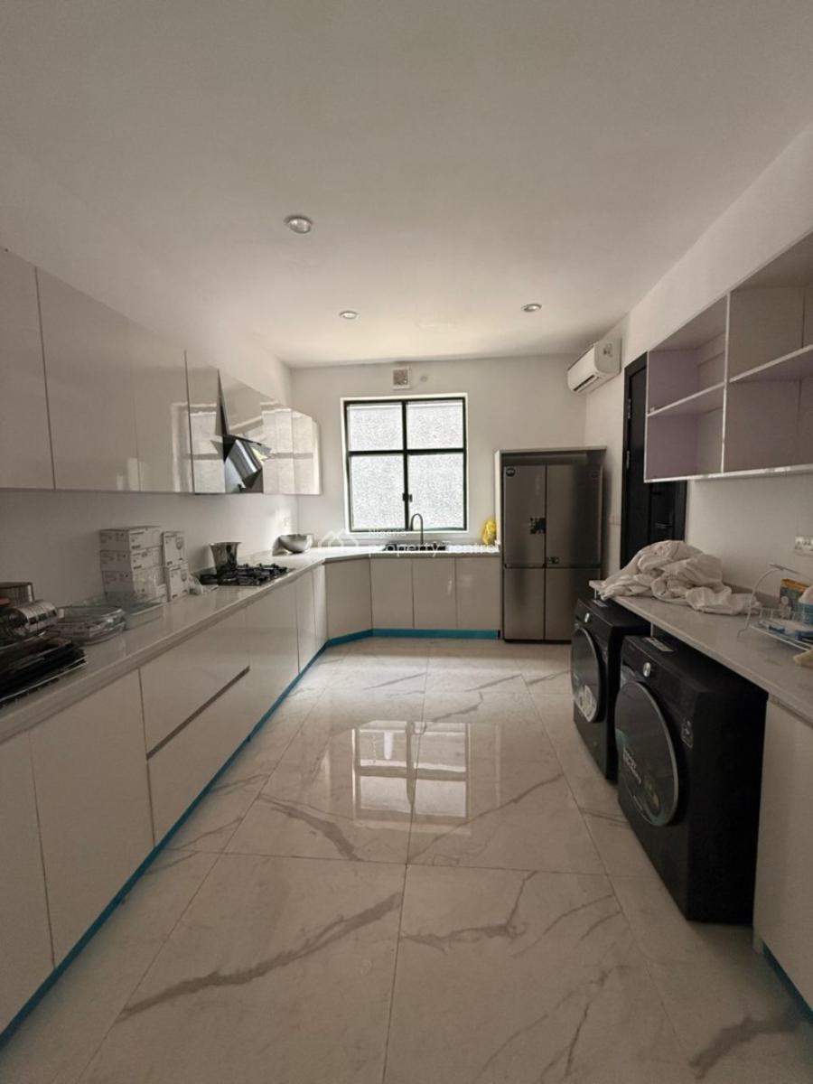 4 Bedroom Semi-detached Duplex with Bq, Victoria Island (vi), Lagos, Flat / Apartment for Rent