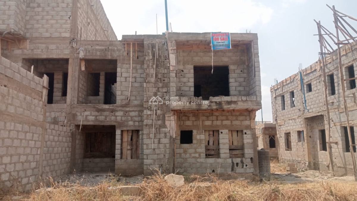 5 Bedrooms Semi Detached Duplex, Ochacho, Life Camp, Abuja, Semi-detached Bungalow for Sale