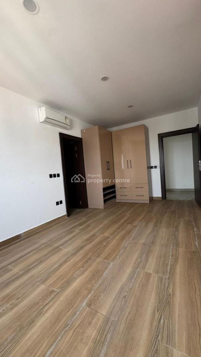 Service Three Bedrooms Apartment with Excellent Facilities, Banana Island Road, Ikoyi, Lagos, Flat / Apartment for Rent