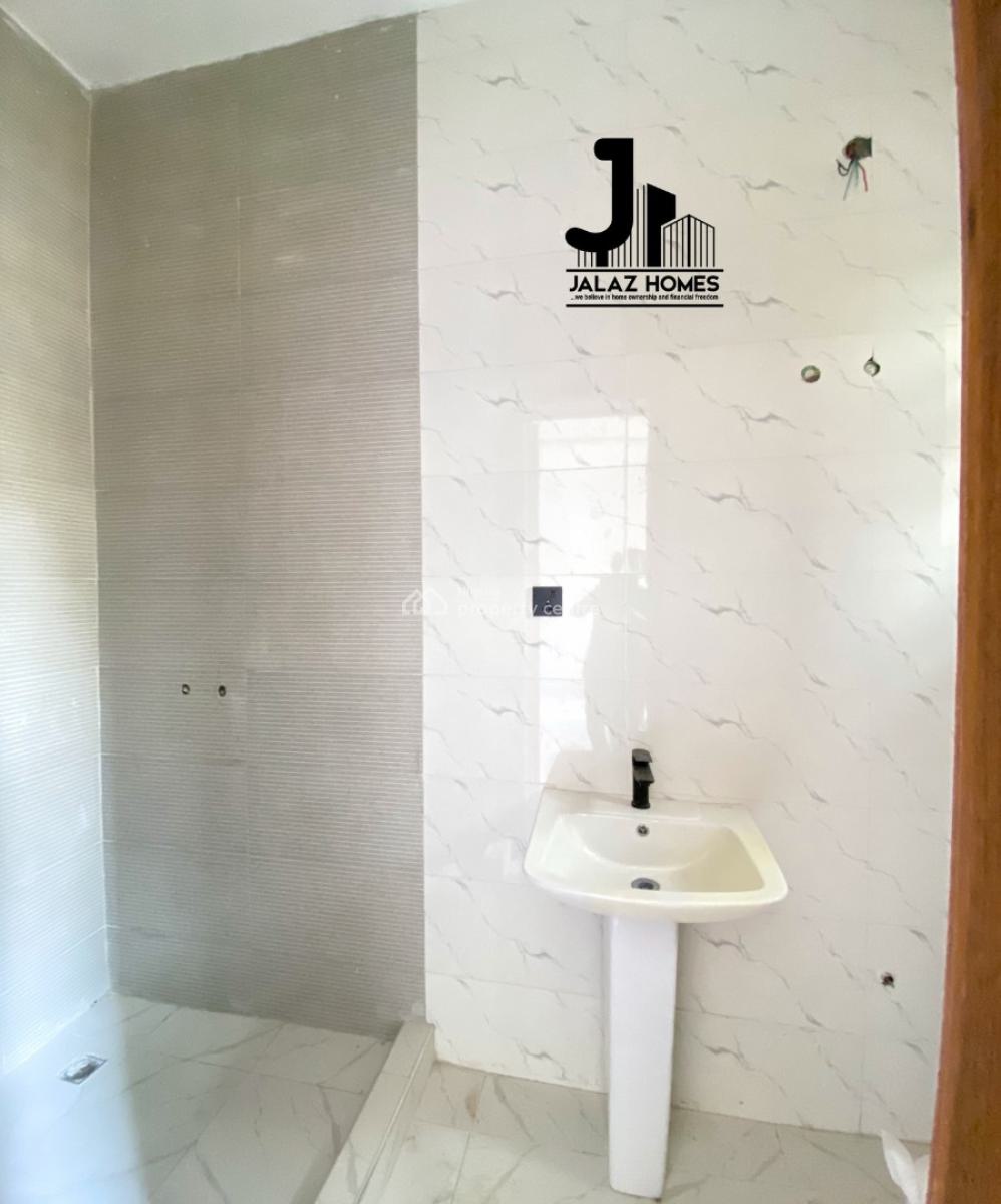 Spacious 2 Bedroom Serviced Apartment, Ajah, Lagos, Flat / Apartment for Sale