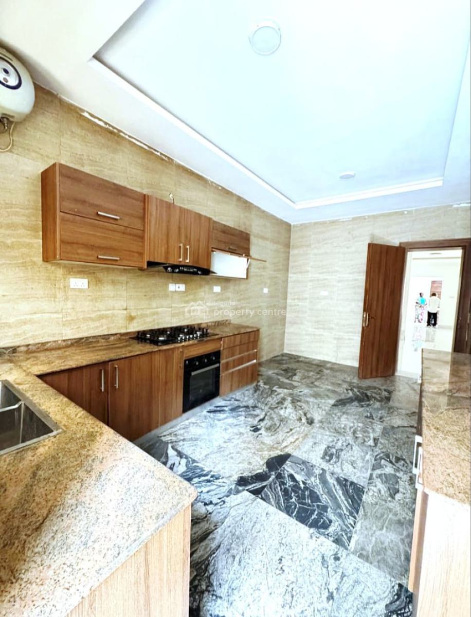 Well Renovated 5 Bedrooms Semi Detached Duplex, Old Ikoyi, Ikoyi, Lagos, Semi-detached Duplex for Rent