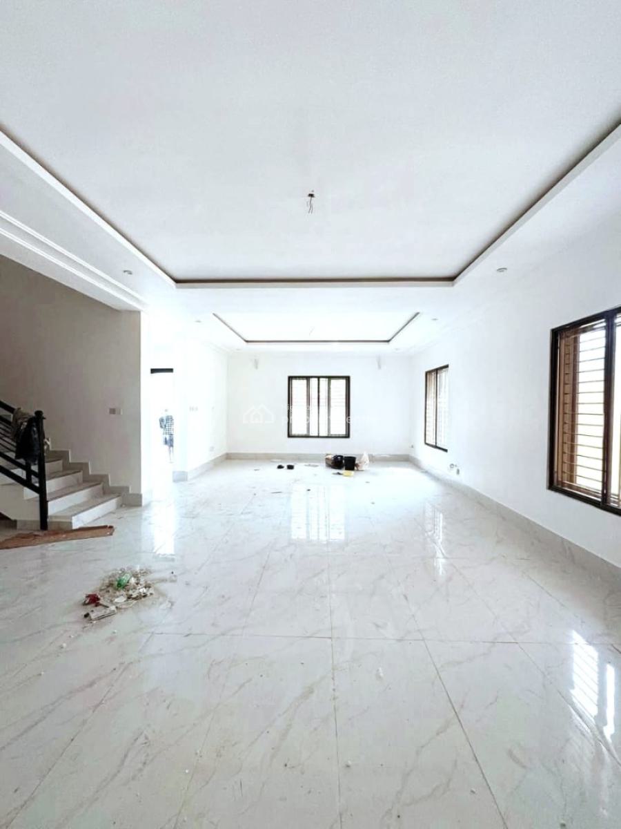 Well Renovated 5 Bedrooms Semi Detached Duplex, Old Ikoyi, Ikoyi, Lagos, Semi-detached Duplex for Rent