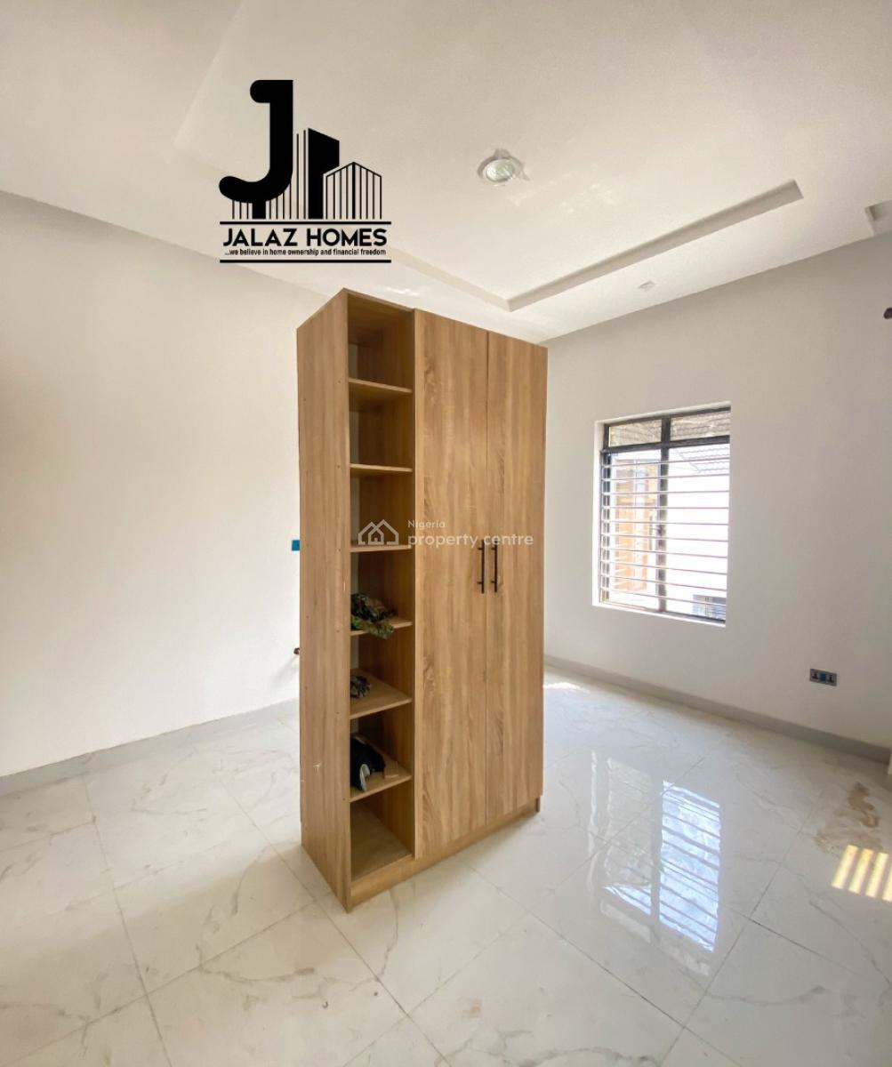 Spacious 2 Bedroom Serviced Apartment, Ajah, Lagos, Flat / Apartment for Sale