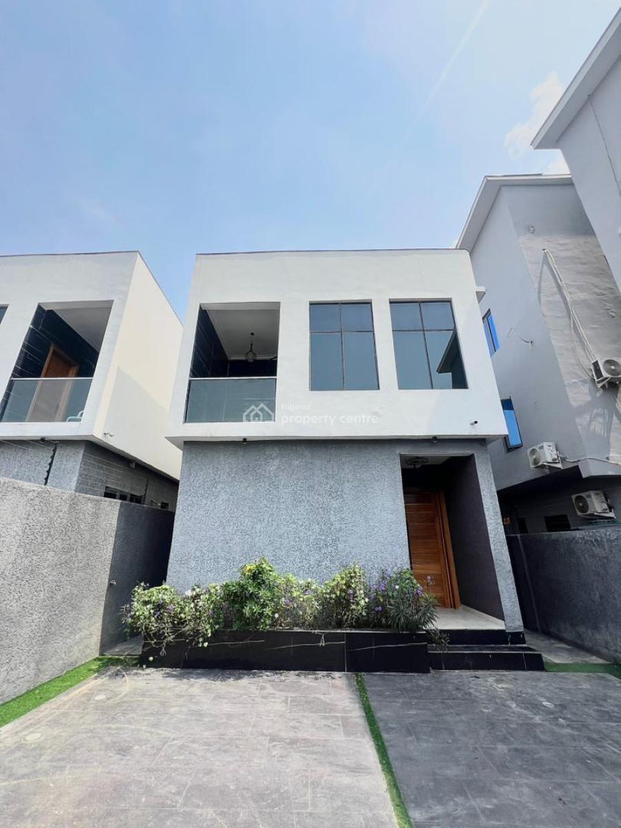 Spacious 4 Bedroom Fully Detached House with Bq, Ologolo, Lekki, Lagos, Detached Duplex for Sale