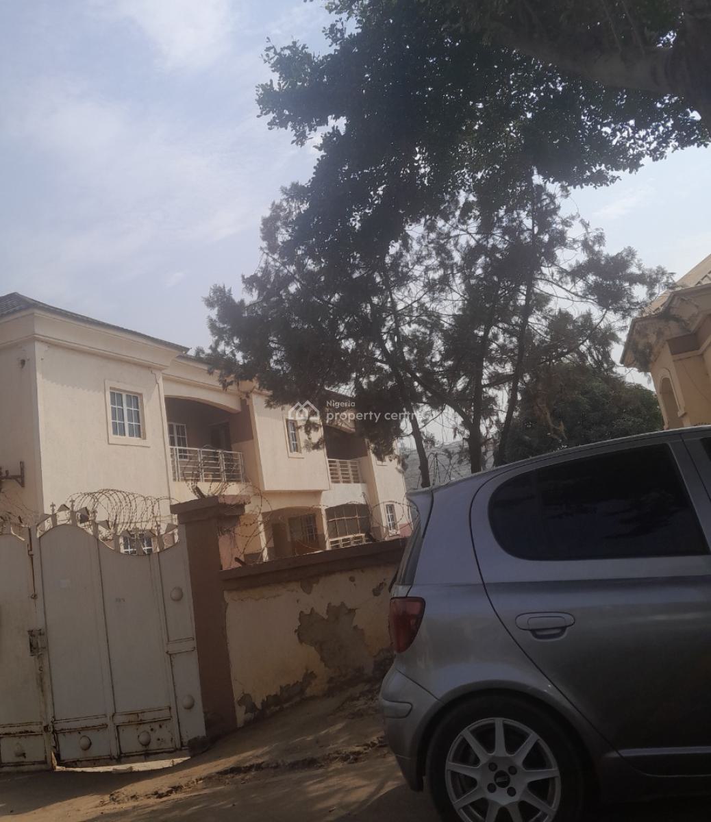 Spacious 2-bedroom Apartment, Apo Legislative Quarters Zone E, Apo, Abuja, Flat / Apartment for Rent