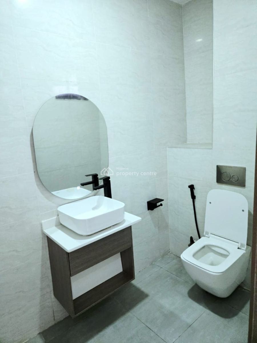 Super Luxury and Massive Brand New 3 Bedrooms Apartment, Lekki Phase 1, Lekki, Lagos, Flat / Apartment for Sale