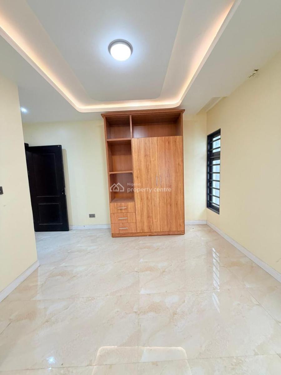 Contemporary 5 Bedroom Fully Detached Duplex, Maryland, Lagos, Detached Duplex for Sale