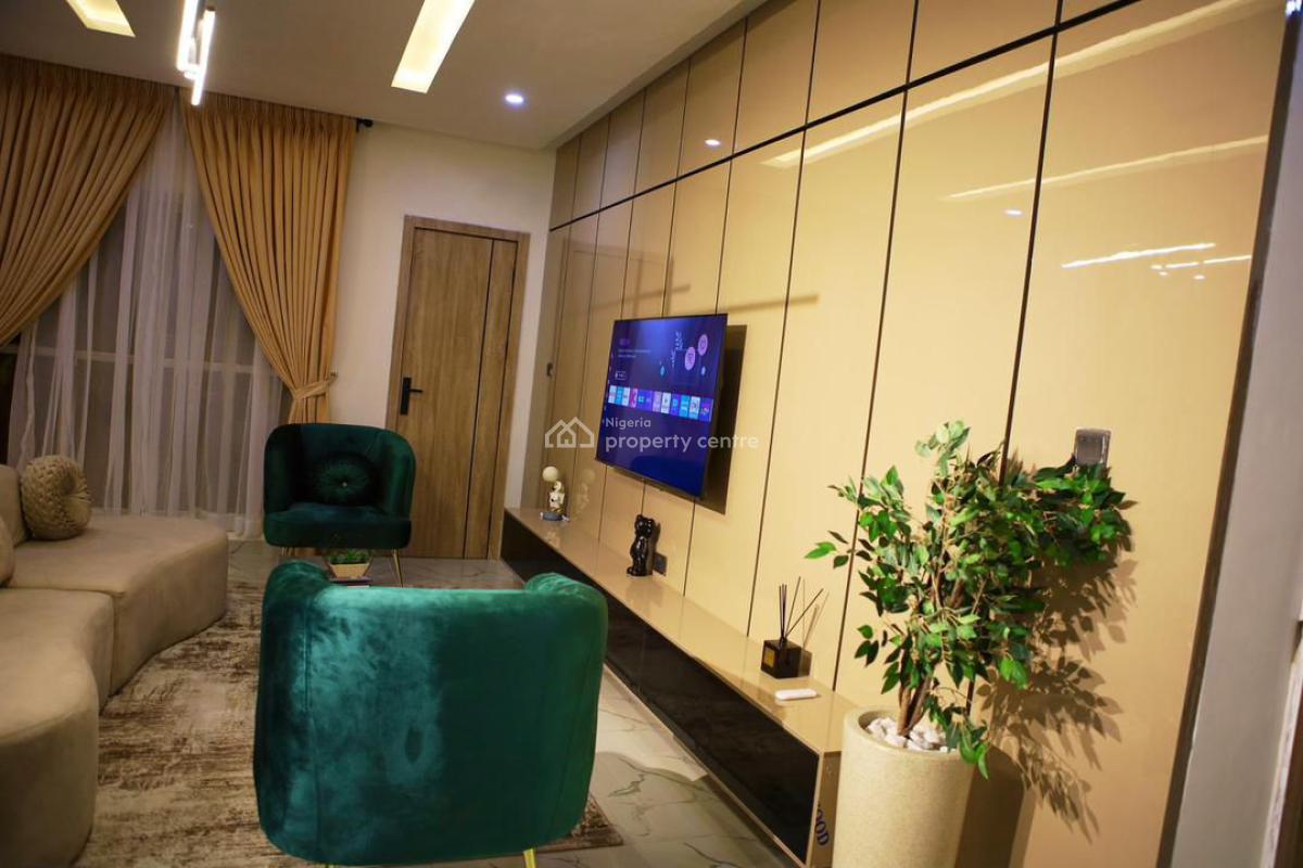 Stylishly Furnished 2 Bedroom Apartment with Snooker, Relaxing and Cozy, Ajah, Lagos, Flat / Apartment Short Let