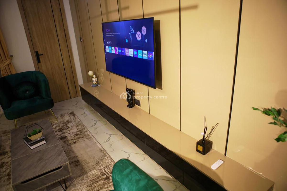 Stylishly Furnished 2 Bedroom Apartment with Snooker, Relaxing and Cozy, Ajah, Lagos, Flat / Apartment Short Let