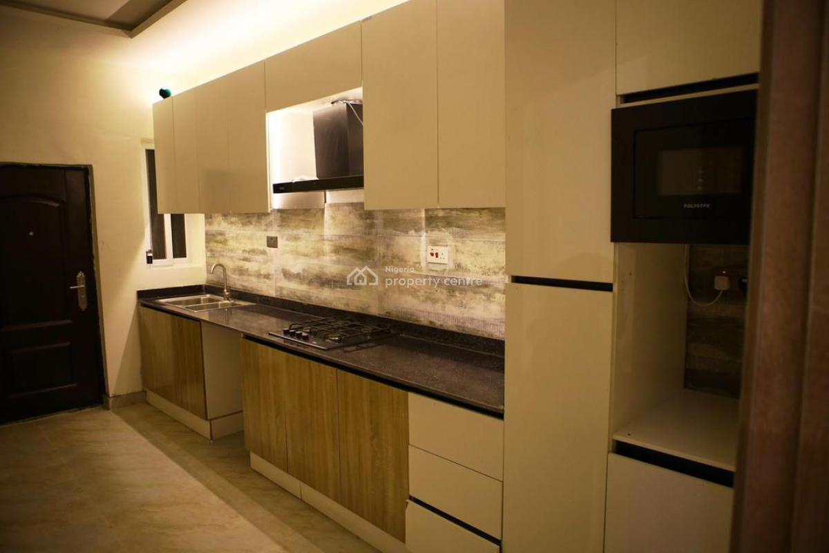 Stylishly Furnished 2 Bedroom Apartment with Snooker, Relaxing and Cozy, Ajah, Lagos, Flat / Apartment Short Let