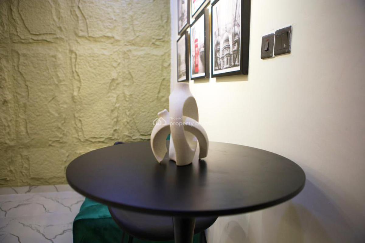 Stylishly Furnished 2 Bedroom Apartment with Snooker, Relaxing and Cozy, Ajah, Lagos, Flat / Apartment Short Let