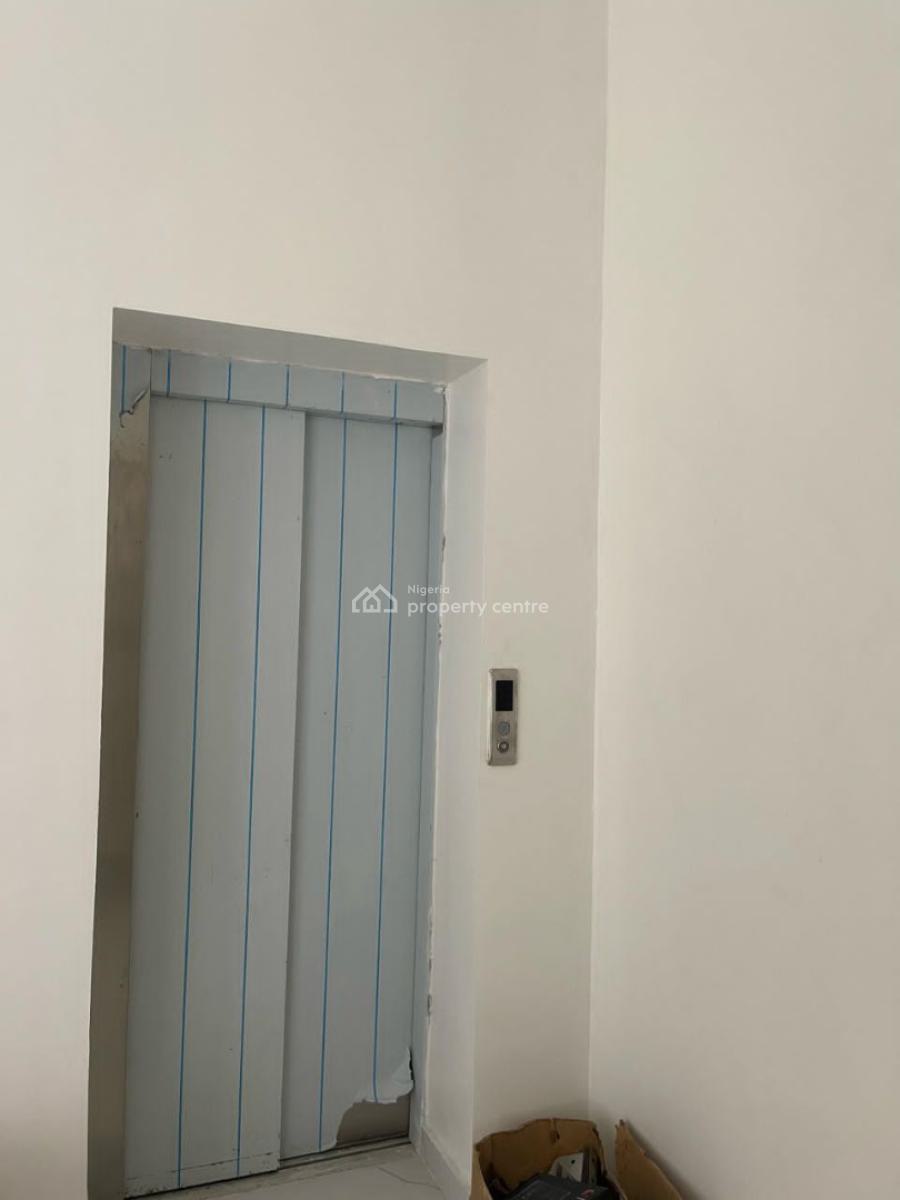 Detached 6 Bedroom Duplex with 2 Bq, Northern Forshore Estate Chevron, Lekki, Lagos, Detached Duplex for Sale