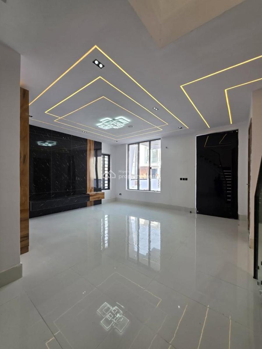 4 Bedrooms Semi Detached Duplex with Bq, Ajah, Lagos, Semi-detached Duplex for Sale