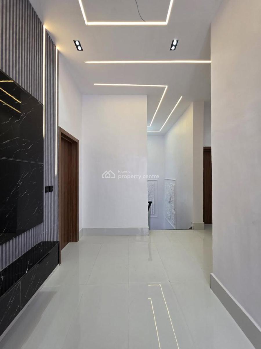 4 Bedrooms Semi Detached Duplex with Bq, Ajah, Lagos, Semi-detached Duplex for Sale