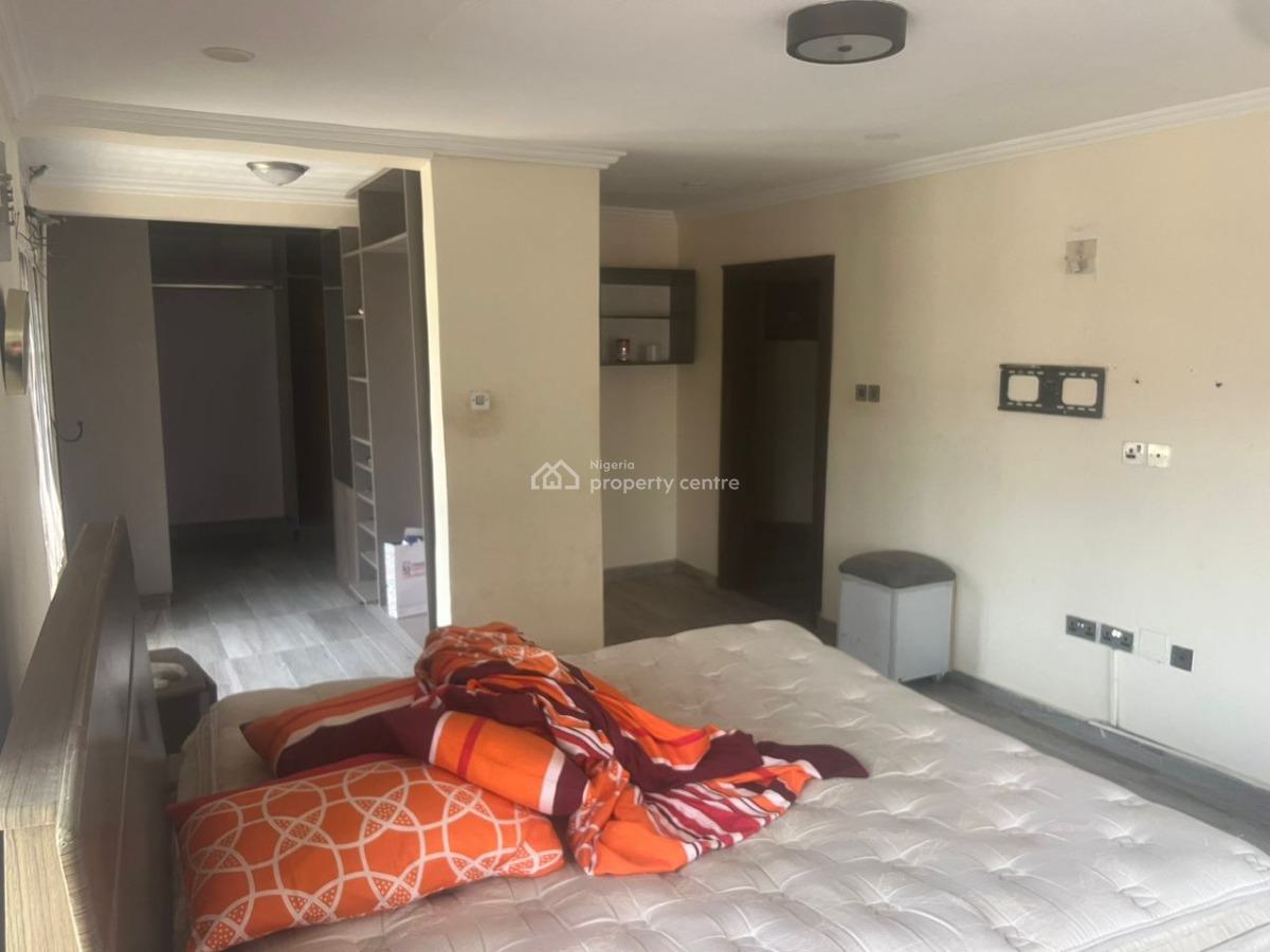 a Well Built Up 4 Bedroom Semi Detached House Ensuite with 1 Room Serv, Lekki Phase 1, Lekki, Lagos, Detached Bungalow for Rent