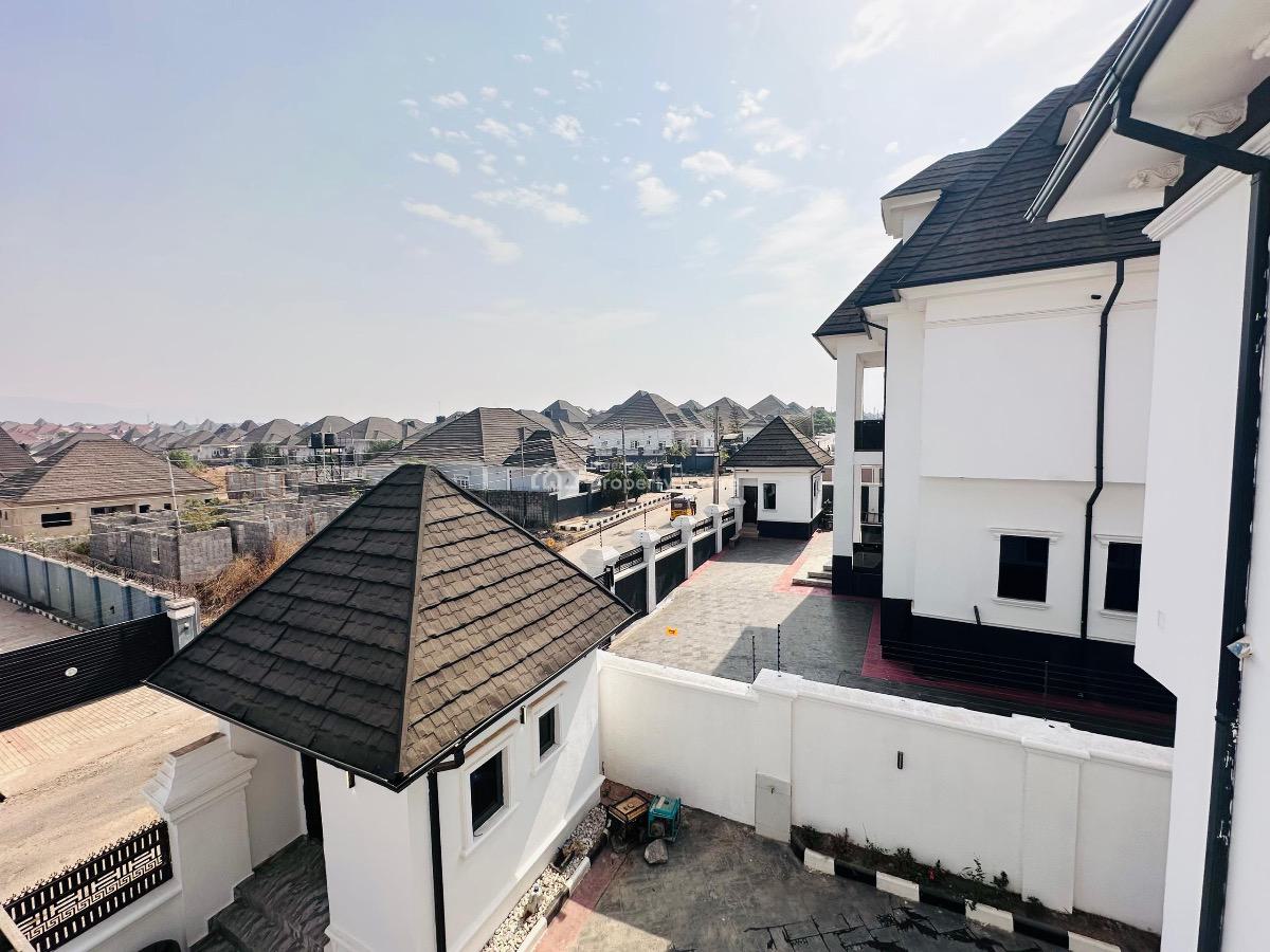 6 Bedroom Detached Duplex with 2 Bq, Gwarinpa, Abuja, Detached Duplex for Sale