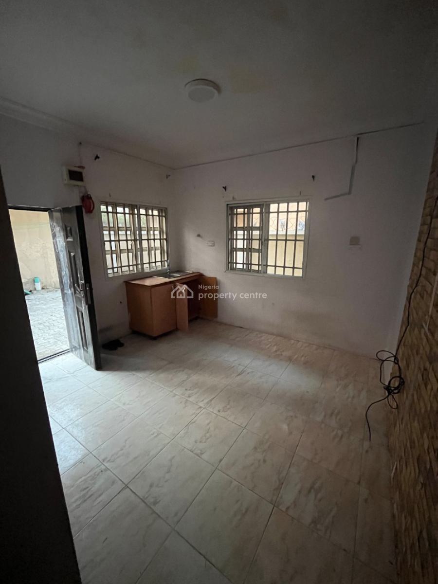 Mini Flat, Off Duro Simi Etti Drive, Lekki Phase 1, Lekki, Lagos, Mini Flat (room and Parlour) for Rent
