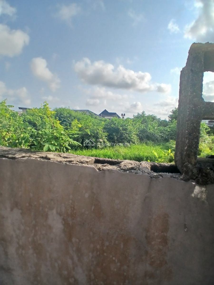 a Plot of  Land Measiring 669sqm, Palace Road, Ogombo, Ajah, Lagos, Residential Land for Sale