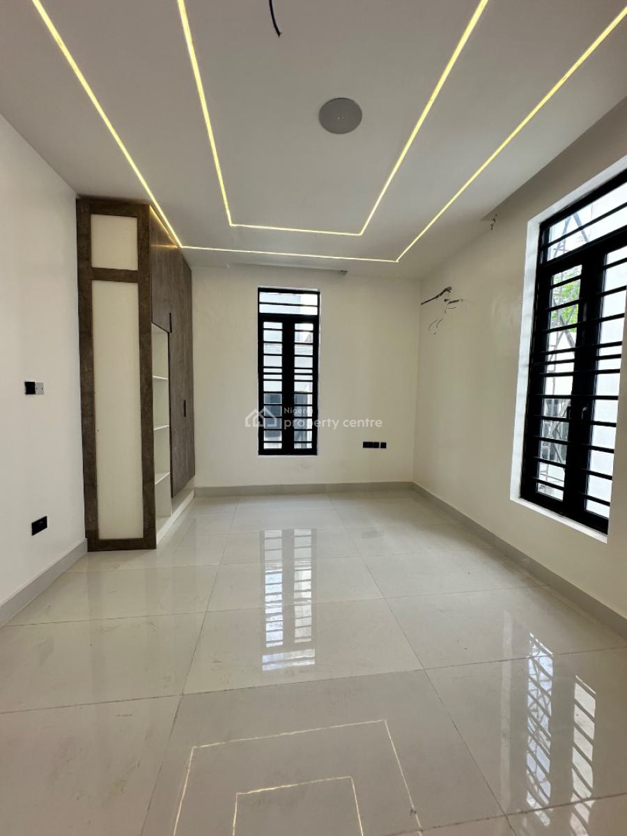 5 Bedrooms Fully Detached Duplex with Pool, Bq, Cinema and Gym Room, Lekki Phase 1, Lekki, Lagos, Detached Duplex for Sale