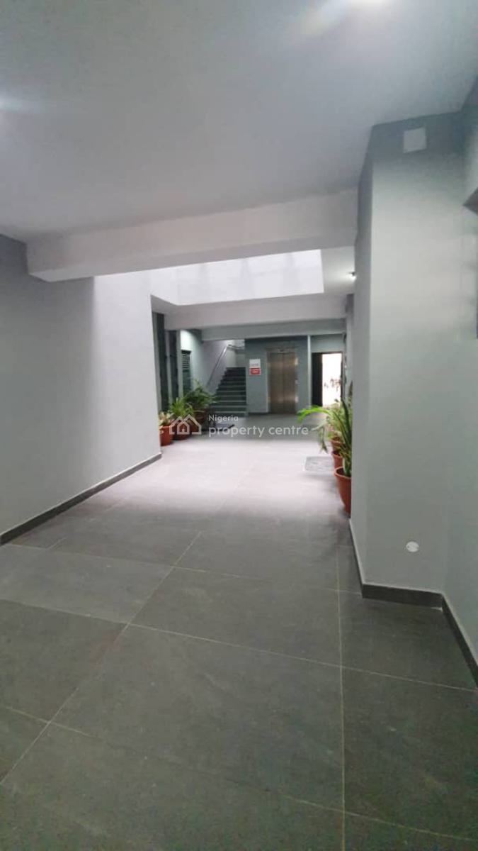 Newly Completed Modern 3bedroom Flat with a Room Bq (fully Serviced), Lekki Phase 1, Lekki, Lagos, Flat / Apartment for Rent