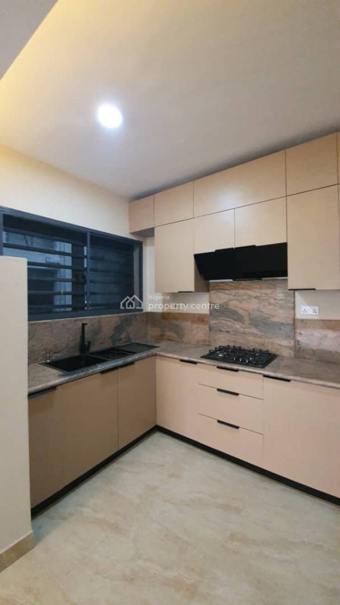 Newly Completed Modern 3bedroom Flat with a Room Bq (fully Serviced), Lekki Phase 1, Lekki, Lagos, Flat / Apartment for Rent