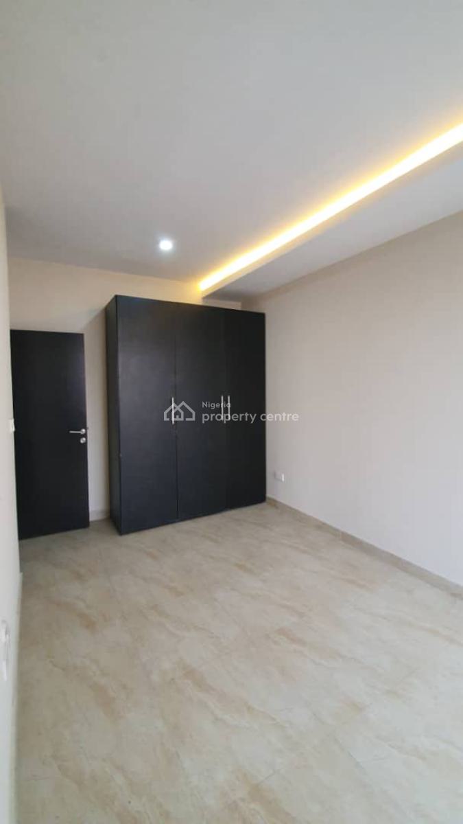 Newly Completed Modern 3bedroom Flat with a Room Bq (fully Serviced), Lekki Phase 1, Lekki, Lagos, Flat / Apartment for Rent