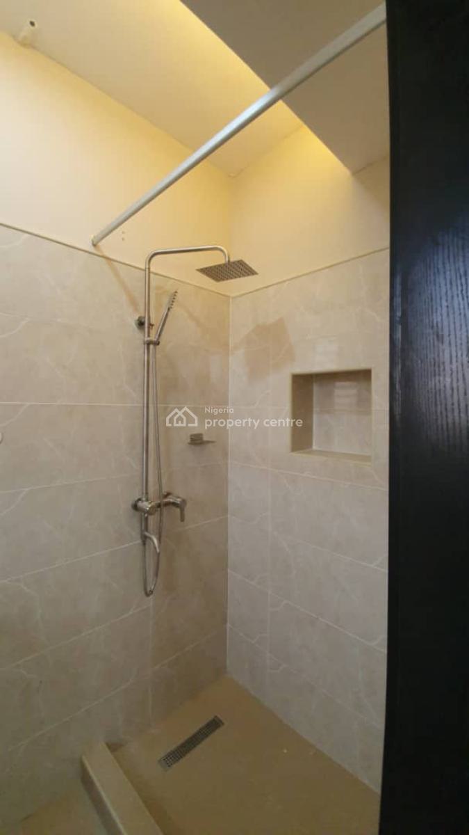 Newly Completed Modern 3bedroom Flat with a Room Bq (fully Serviced), Lekki Phase 1, Lekki, Lagos, Flat / Apartment for Rent