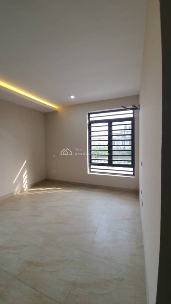 Newly Completed Modern 3bedroom Flat with a Room Bq (fully Serviced), Lekki Phase 1, Lekki, Lagos, Flat / Apartment for Rent