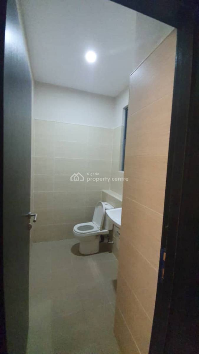 Newly Completed Modern 3bedroom Flat with a Room Bq (fully Serviced), Lekki Phase 1, Lekki, Lagos, Flat / Apartment for Rent